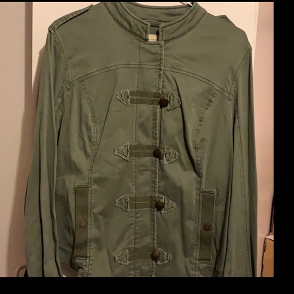 Green Jacket - Picture 1 of 5